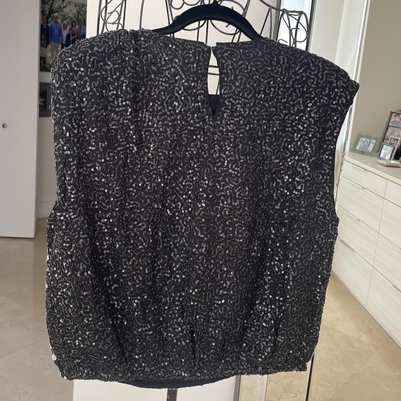 NWT EXPRESS HOUNDSTOOTH SEQUIN RUCHED SHOULDER TOP - Picture 6 of 12